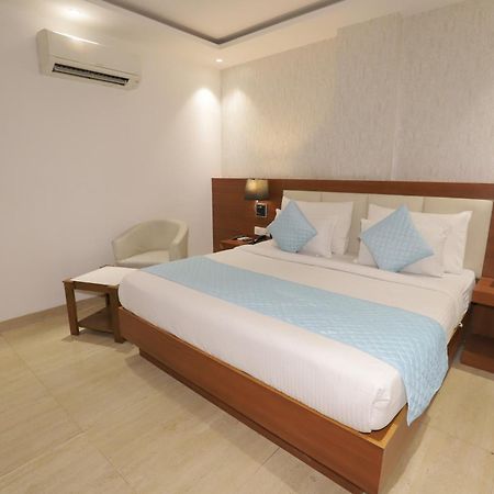 Nh Skye Suites 新德里 外观 照片