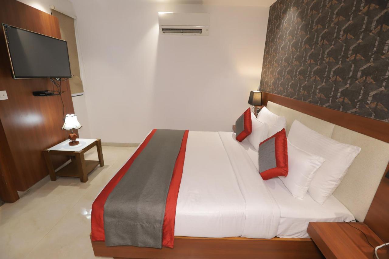 Nh Skye Suites 新德里 外观 照片