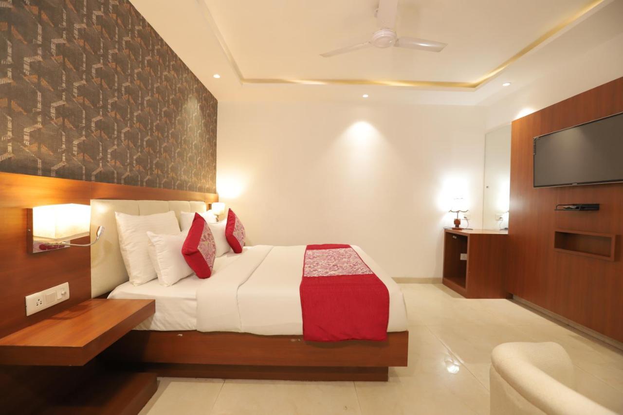 Nh Skye Suites 新德里 外观 照片