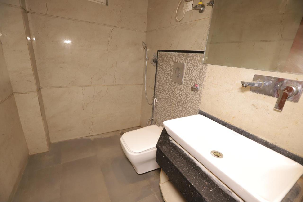 Nh Skye Suites 新德里 外观 照片