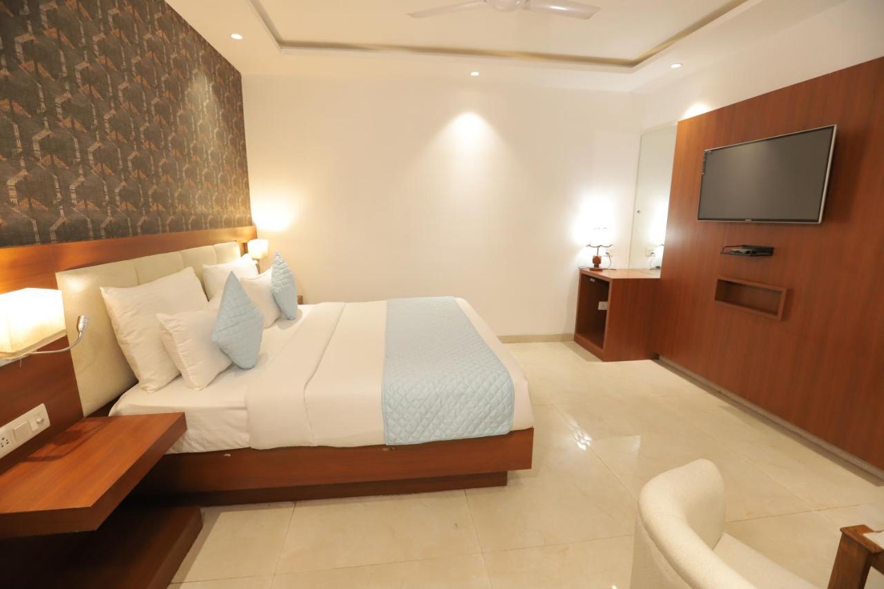 Nh Skye Suites 新德里 外观 照片